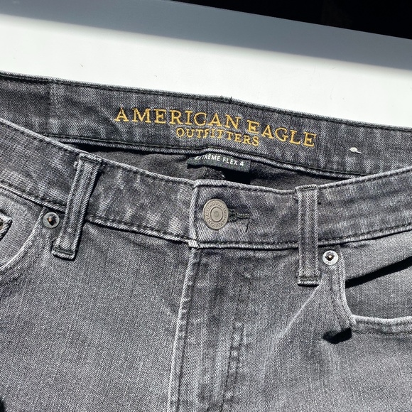 American Eagle Black Denim Jeans - Picture 3 of 5